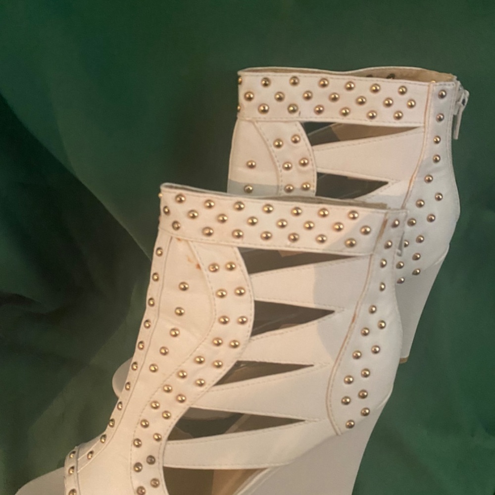 Wedge Sandals - Picture 4 of 5